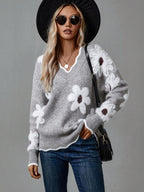Trie | Women's Floral Applique V-Neck Sweater