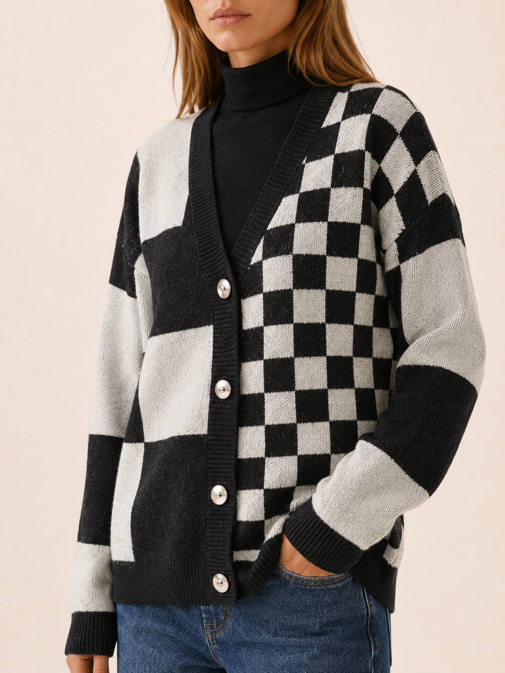 Adela | Checked Cardigan with V-Neck and Button Front