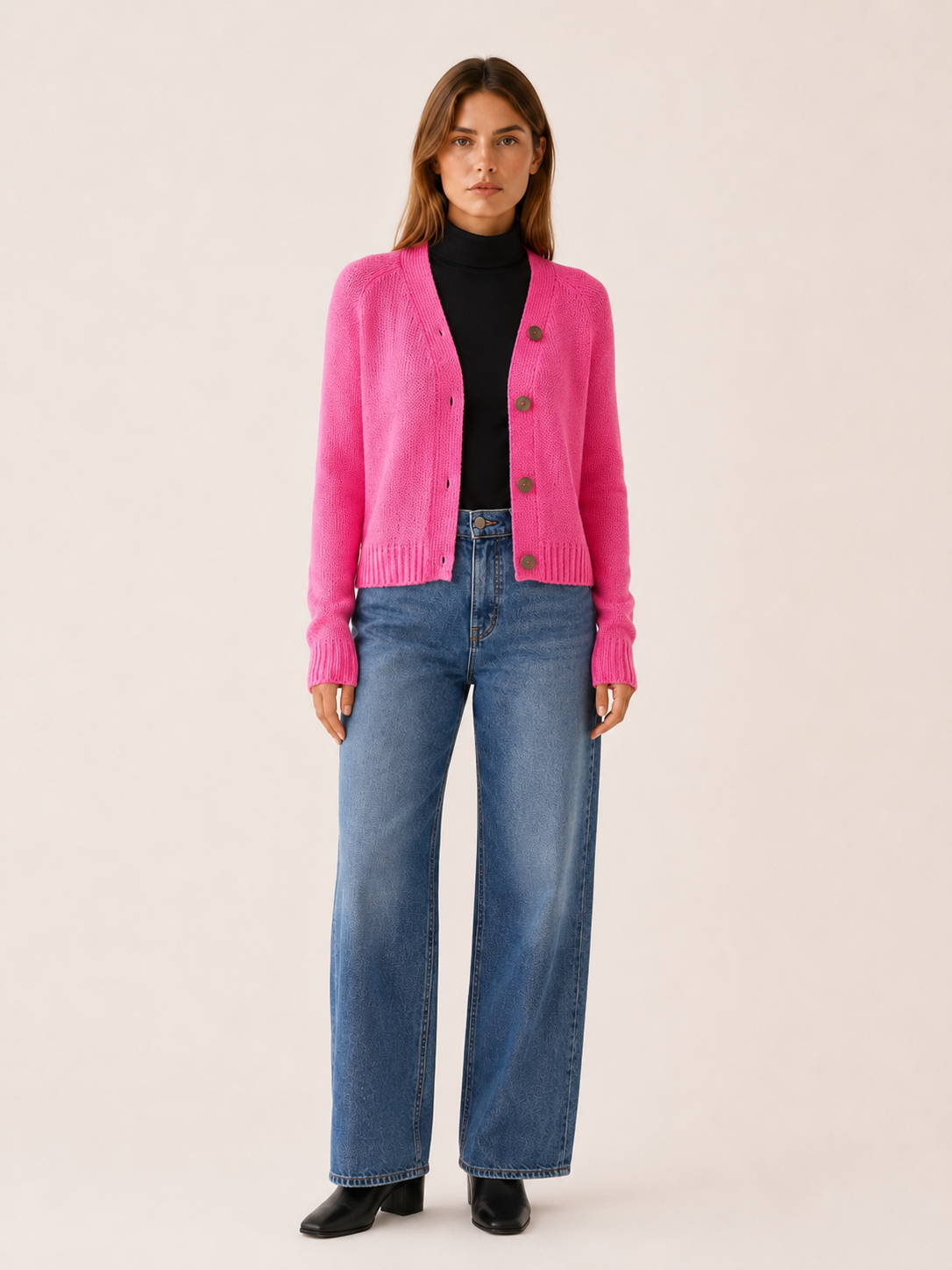 Corinne | Cropped Cardigan with V-Neck and Raglan Sleeves