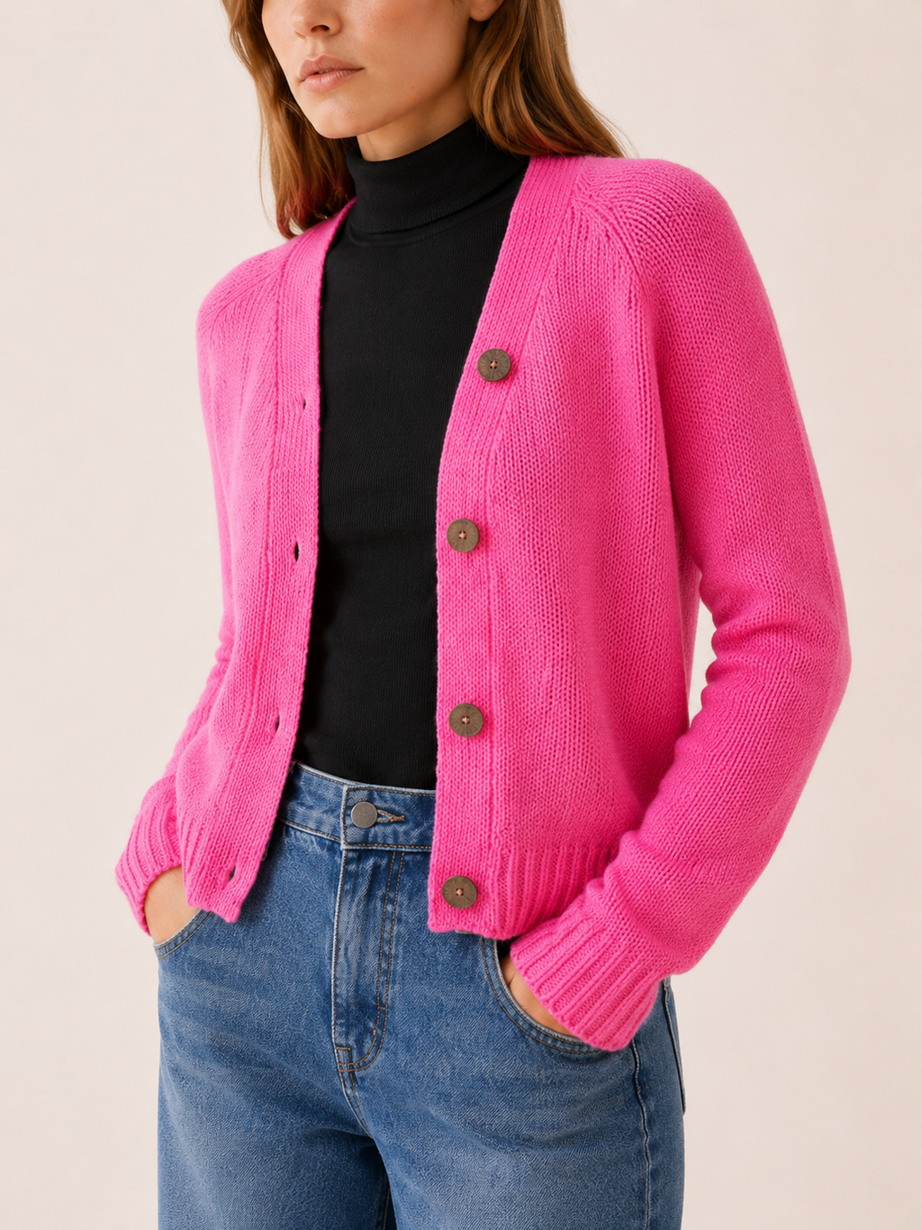 Corinne | Cropped Cardigan with V-Neck and Raglan Sleeves