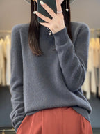 Rizalinda | Women's Crew Neck Wool Knit Sweater