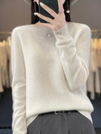 Rizalinda | Women's Crew Neck Wool Knit Sweater