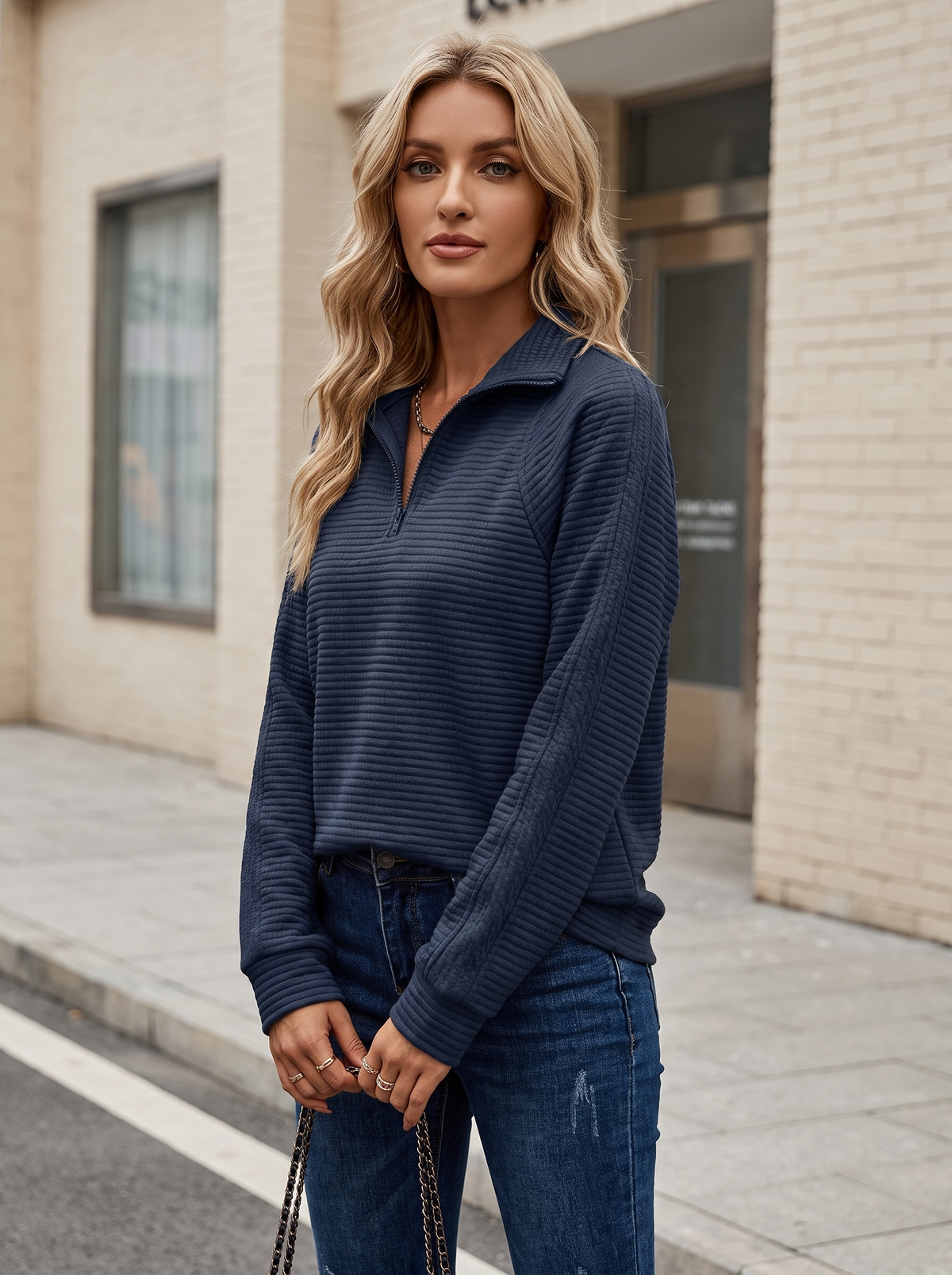 Chrystah lifestyle PMax street Blue
