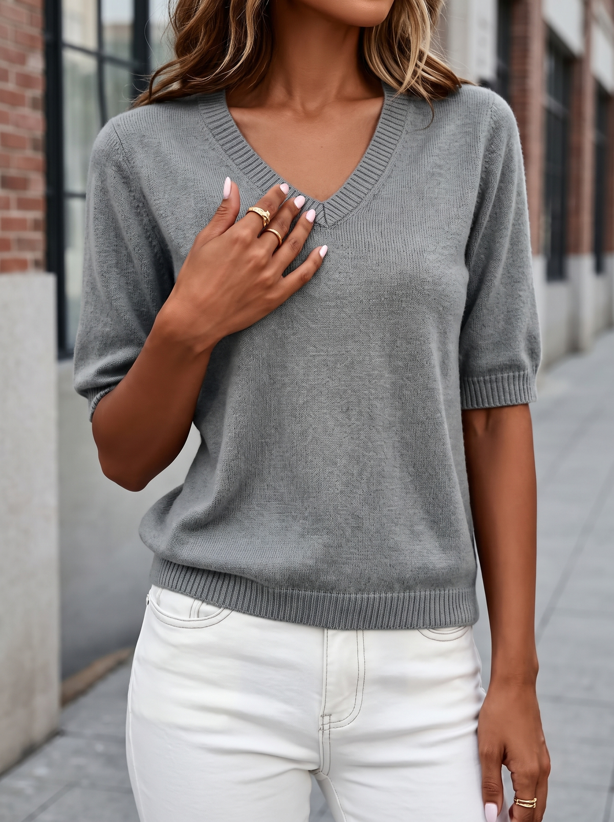 Rosalind lifestyle PMax street Grey