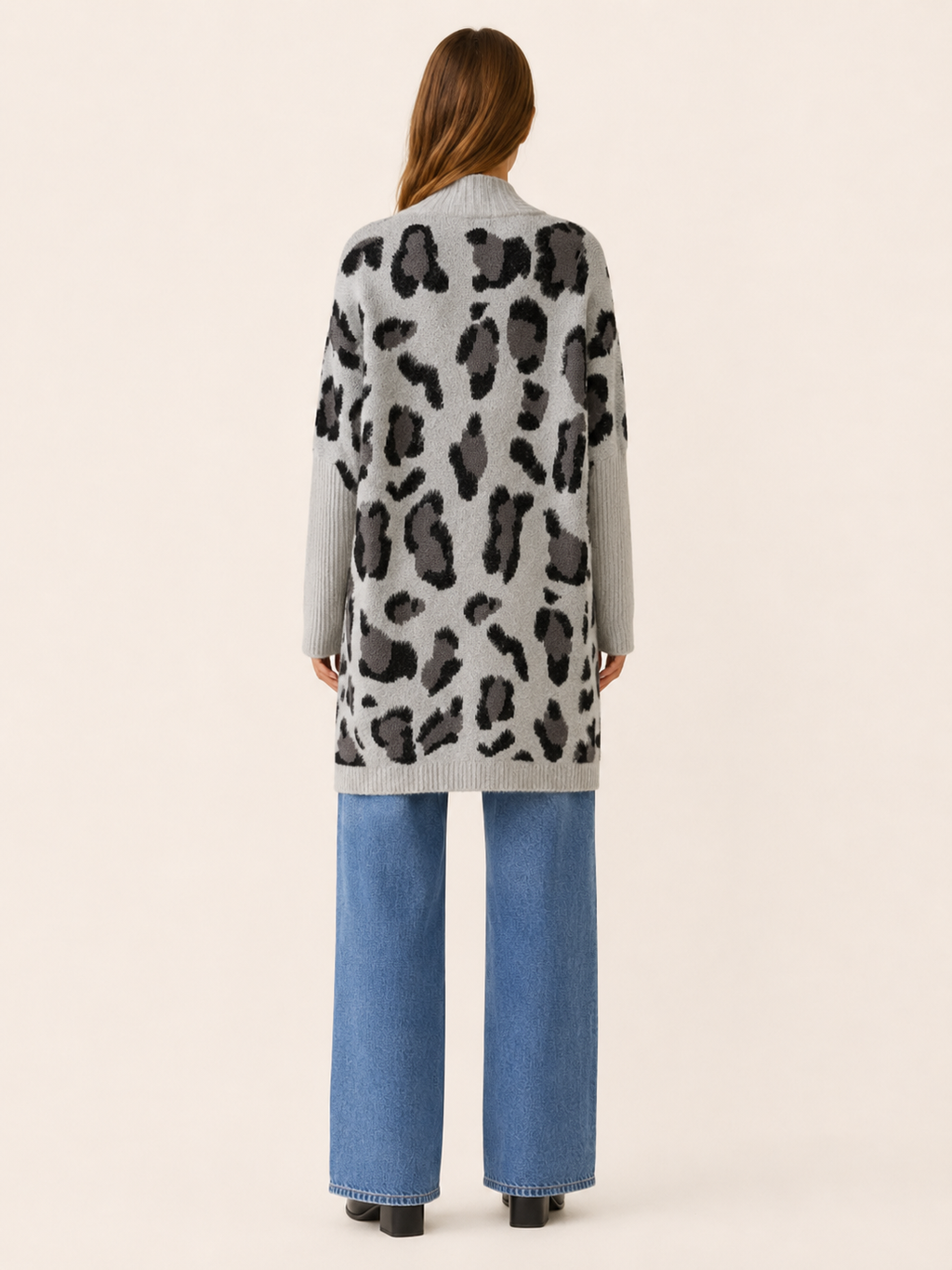 Lisette | Long Cardigan with Leopard Print and Open Front