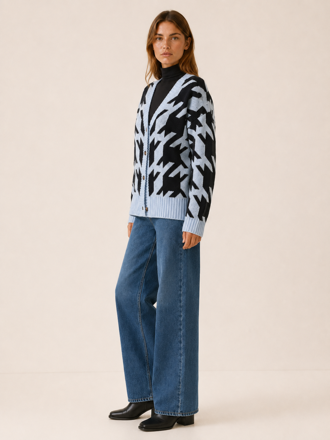 Odette | Cardigan with Houndstooth Pattern and Button Front