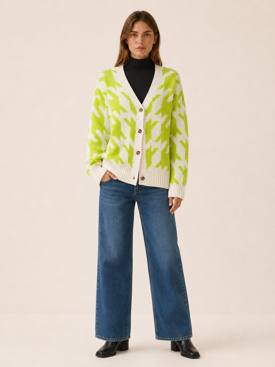 Odette | Cardigan with Houndstooth Pattern and Button Front