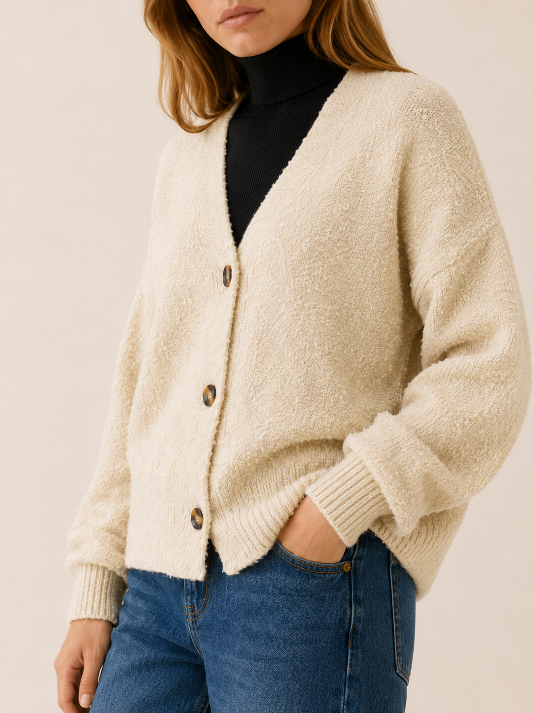 Romy | Oversized Cardigan with V-Neck and Button Front