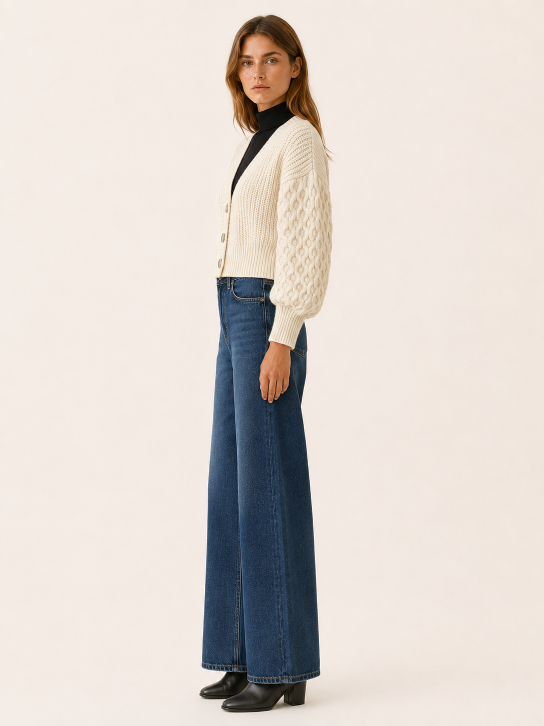 Sophronia | Cropped Cardigan with Button Front