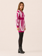 Vianne | Jumper Dress with Animal Print and V-Neck