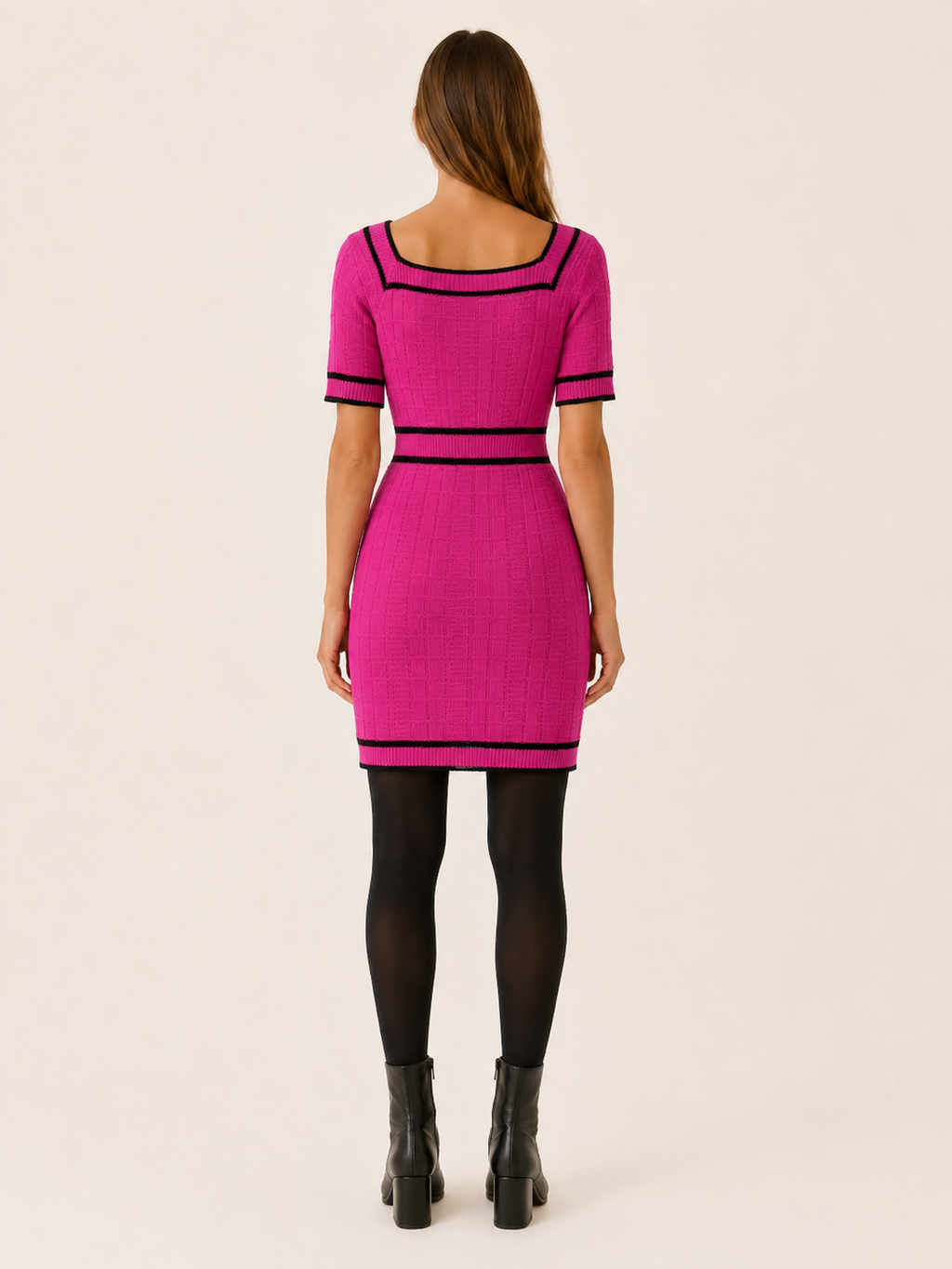 Virelia | Sweater Dress with Square Neck and Button Detail
