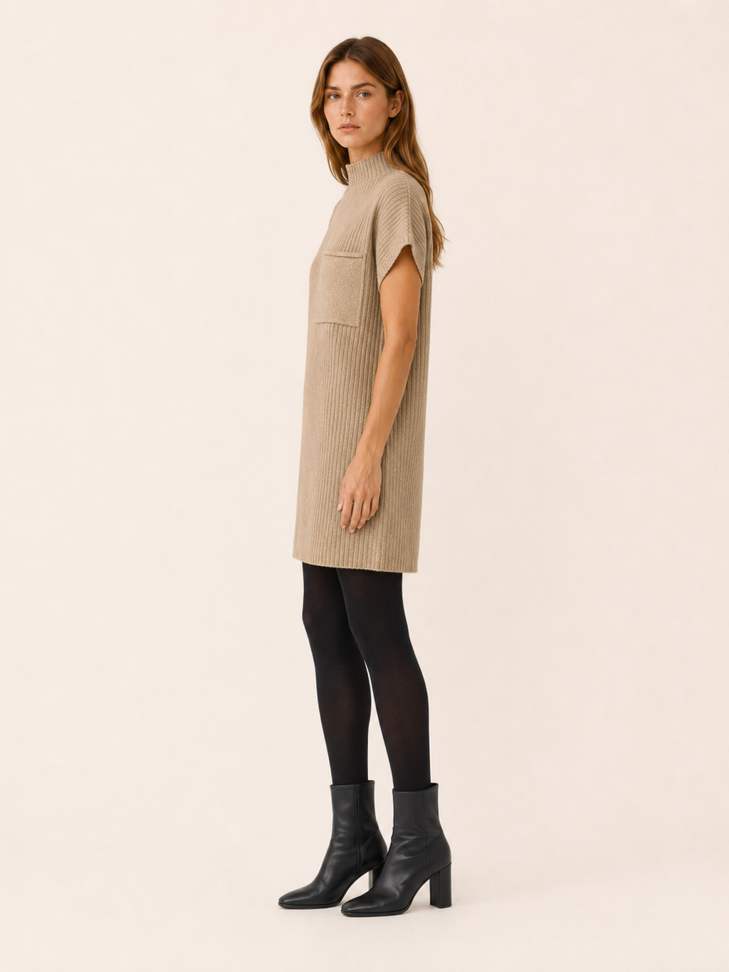 Zephyrelle | Sweater Dress with Short Sleeves and High Neck